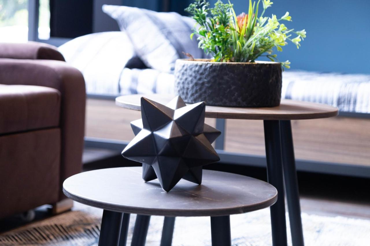 Royal Living Poblado Apart otel Medellín Dış mekan fotoğraf