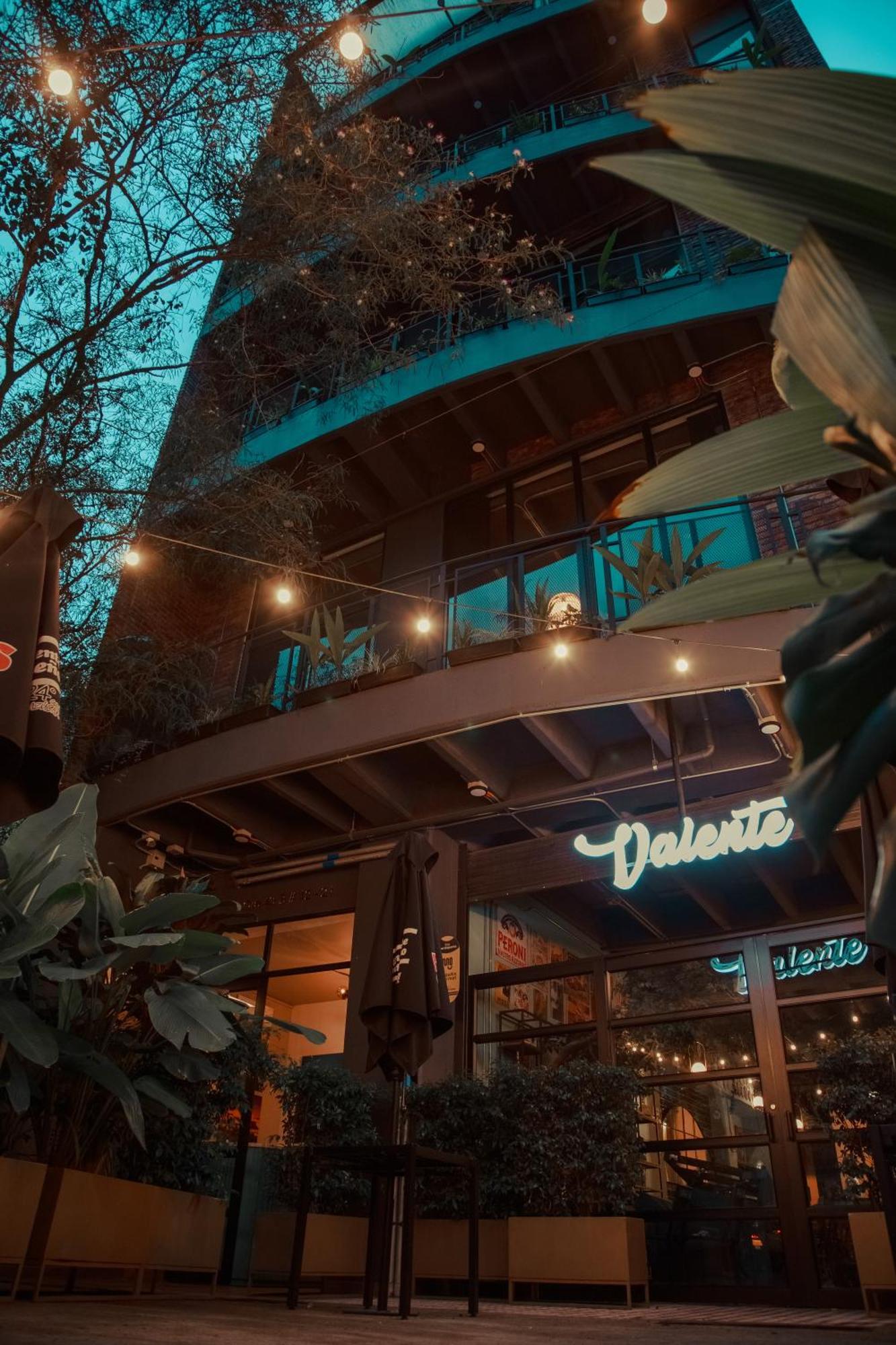 Royal Living Poblado Apart otel Medellín Dış mekan fotoğraf